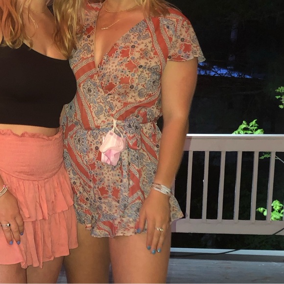 Tularosa Ashby Romper in Bandana - Picture 11 of 11